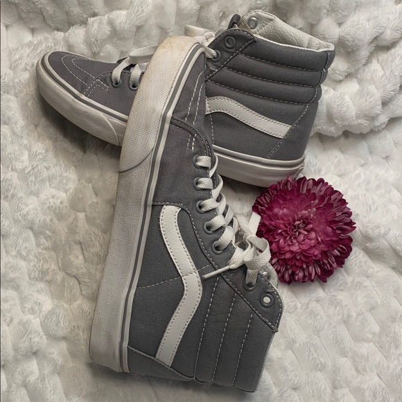 🌹 VINTAGE Vans • Gray and White High-Top Sneakers “WORLD’S #1 SKATEBOARD SHOE - Picture 2 of 15